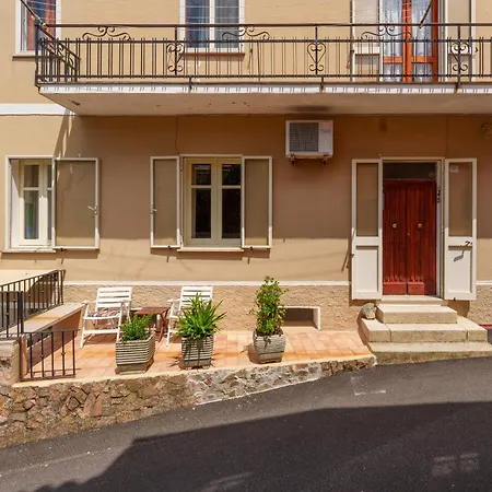Gio House -